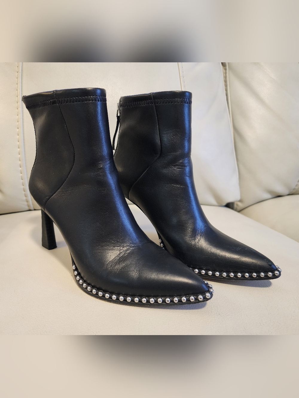 BCBGeneration Womens Beya Beaded Pointed Toe Booties Shoes BHFO  Zip Foam 6